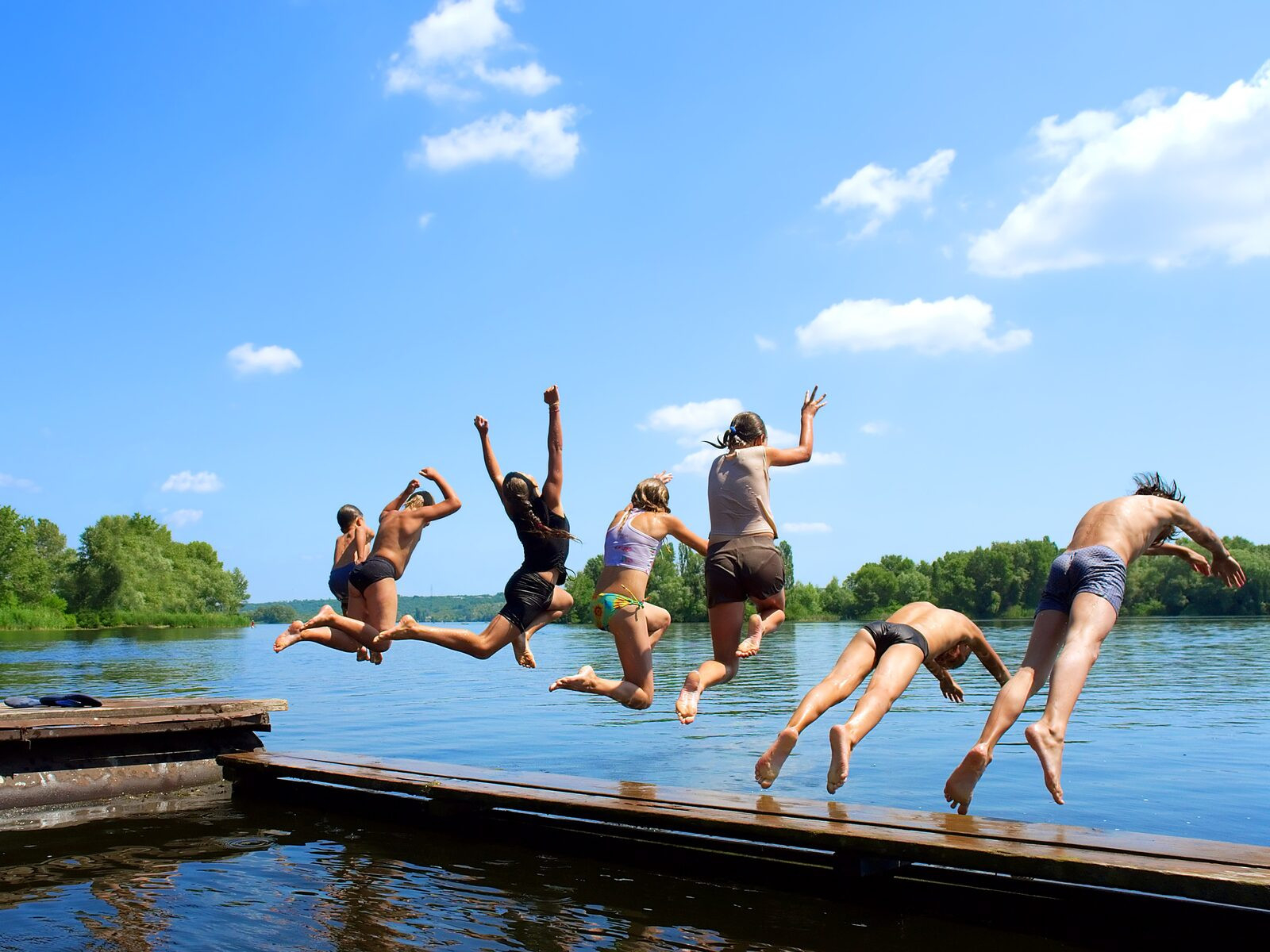 Kies uit het aanbod van ruim 520 vakantieparken in Nederland en óók over de grens
