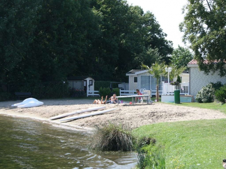 Camping De Meeuw