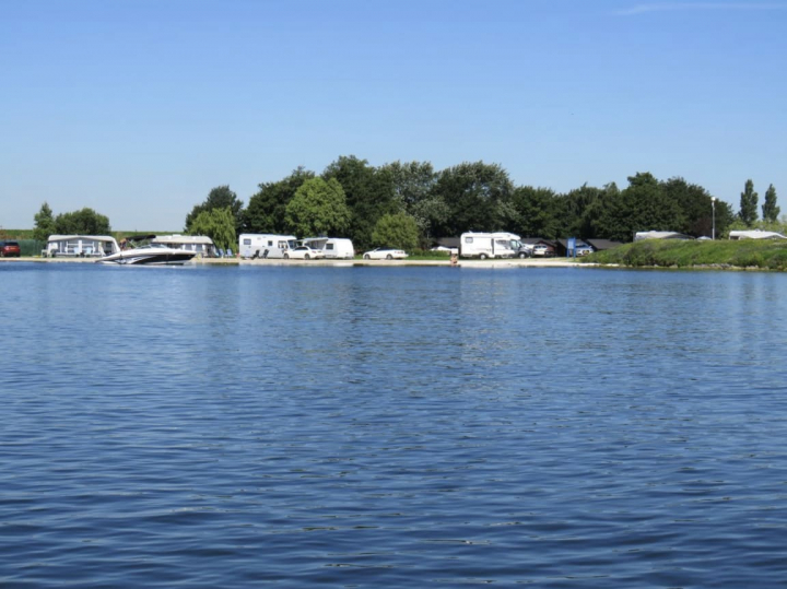 Camping en Jachthaven Uitdam