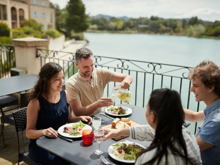 Pont Royal en Provence