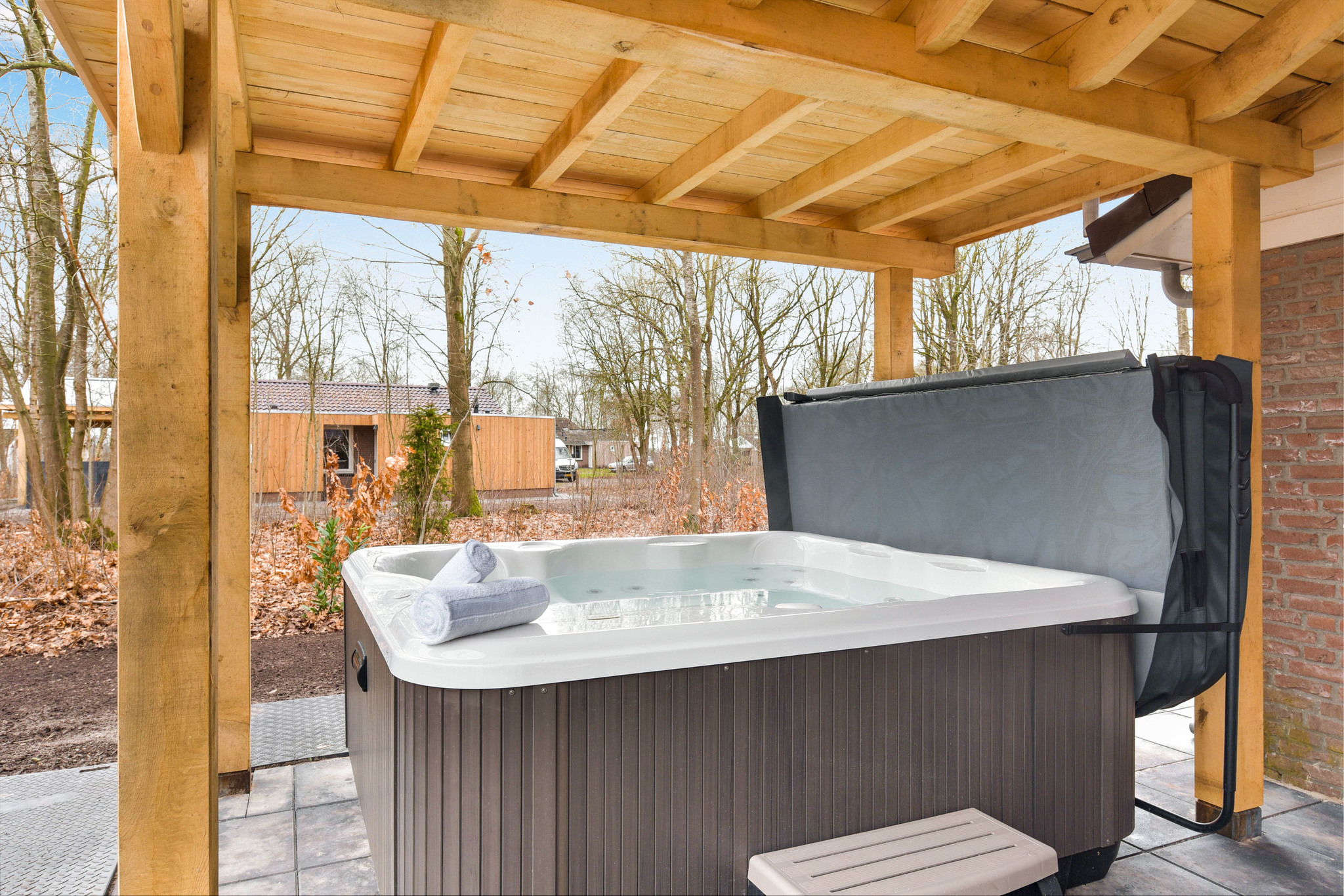 jacuzzi.jpg